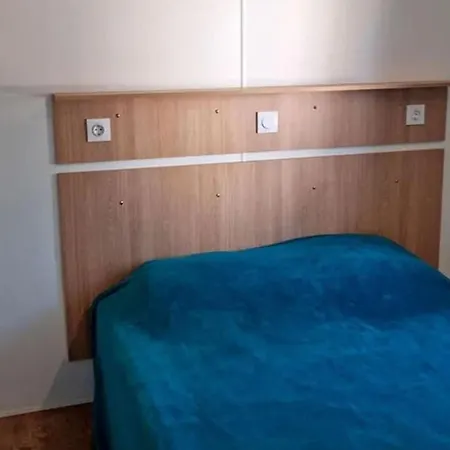 Campingplads Mobil-home Avec Terrasse - 8 Pers. - Api-1-52-2177 *