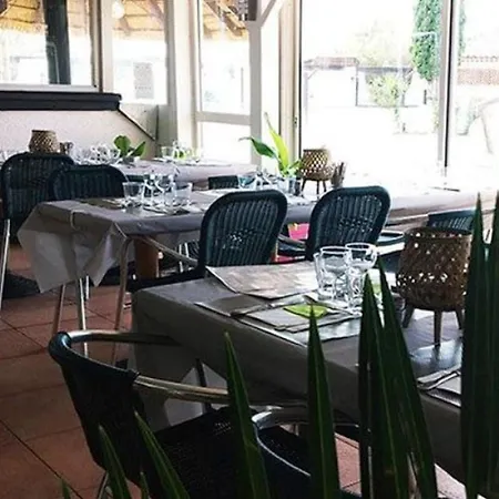Mobil-home Avec Terrasse - 8 Pers. - Api-1-52-2177